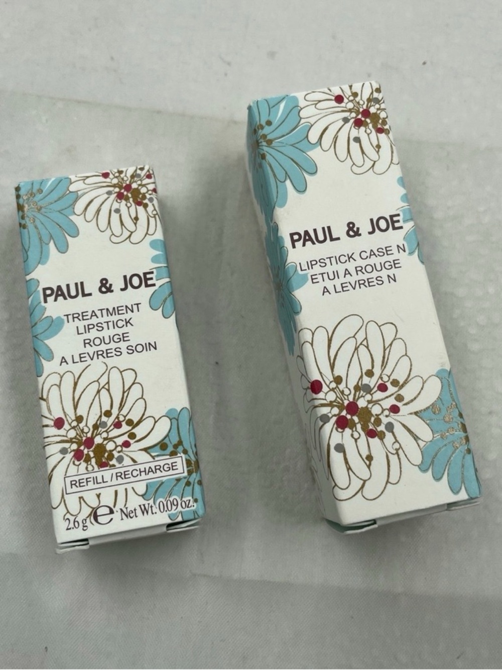 Paul and Joe Cat Lip Balm Lipstick - Picture 5 of 7